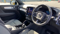 Volvo XC40 2.0 B3P Plus Dark 5dr Auto Petrol Estate